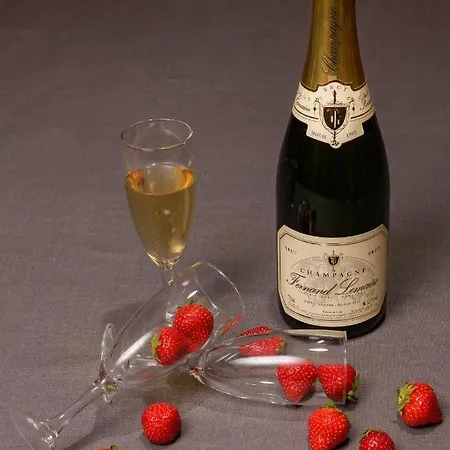 Le Clos Magedon Bed & Breakfast