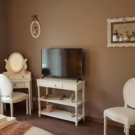 Bed & Breakfast Le Clos Magedon 3*