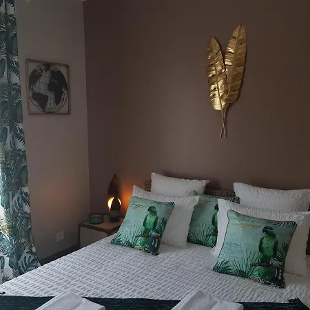 Le Clos Magedon Medan