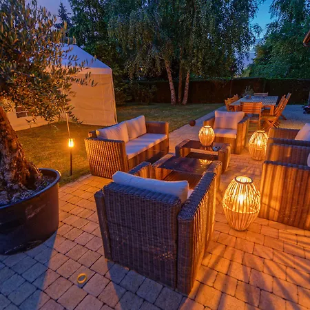 לינה וארוחת בוקר Le Clos Magedon