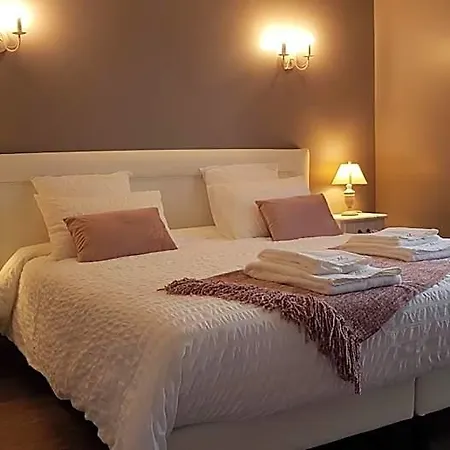Le Clos Magedon Medan