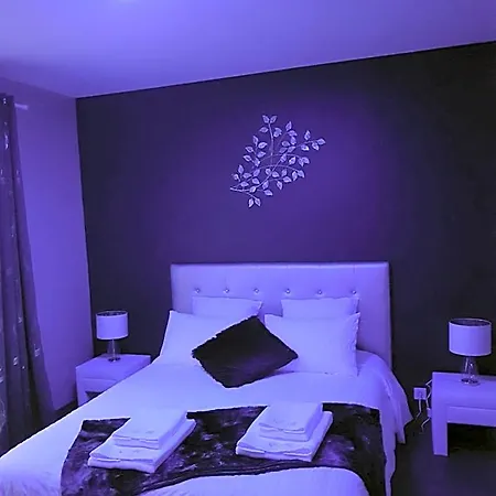 Le Clos Magedon Medan