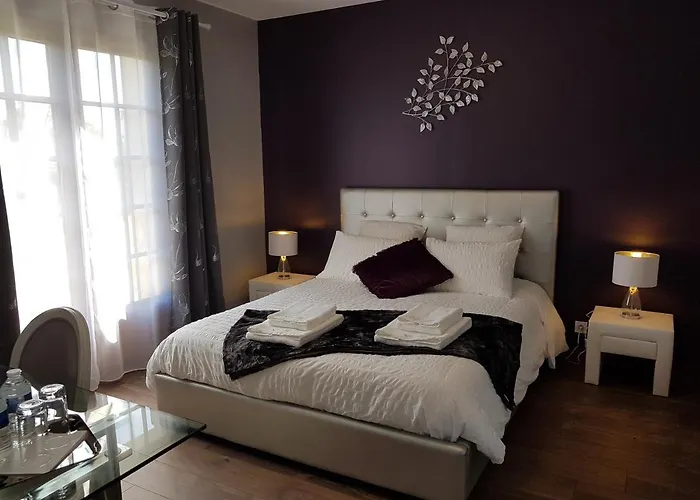 Le Clos Magedon 3* Medan
